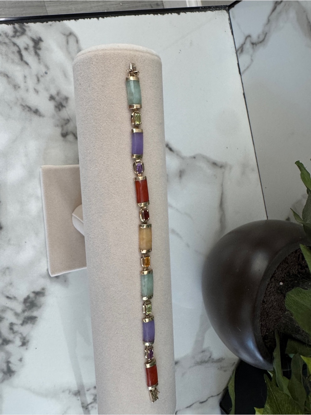 14k Yellow Gold Multi Color Jade Ladies Bracelet 7.25 inches